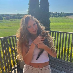 Meet your Posher, Tiffany